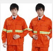 环卫工人工作服该不该换颜色?_环卫工作服为什么要选择橙黄色的_环卫工人工